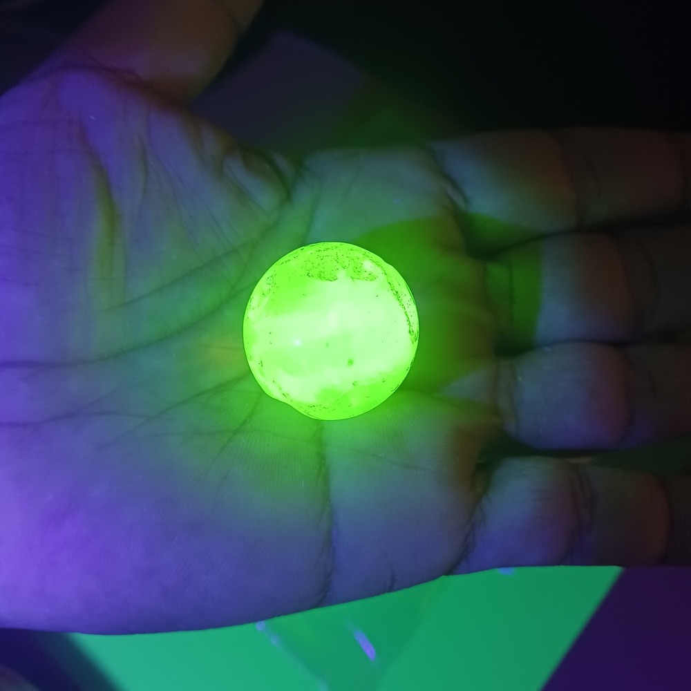 18. ONE Dimpled 1" glowy Marble: Uranium Vaseline Shooter